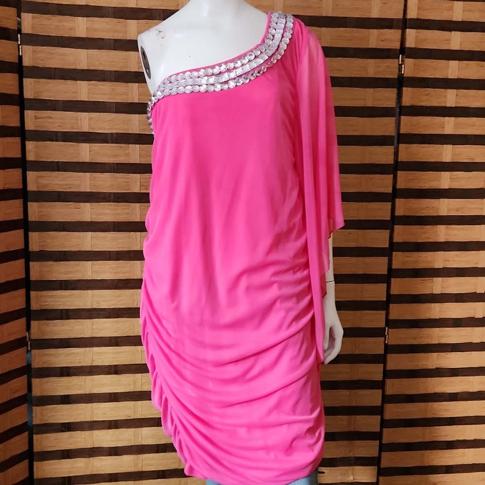 NWT! Ruby Rox one shoulder dress